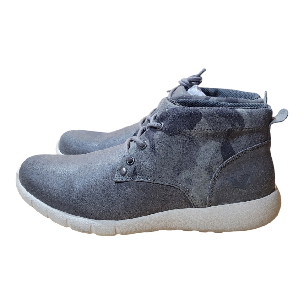TERRITORY‎ TRIGGER GREY CAMO SUEDE LEATHER CHUKKA BOOTS NWT SZ 9.5